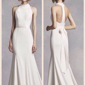 Stunning *Brand New Vera Wang* High Neck Crepe Wedding Dress